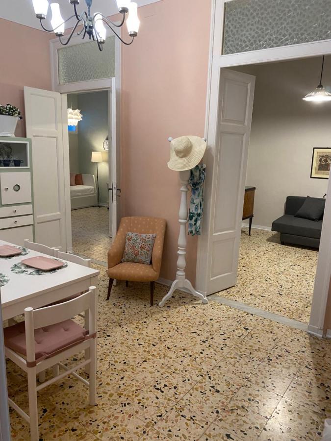 A Casa Di Nonna Mela Lägenhet Porto Empedocle Exteriör bild